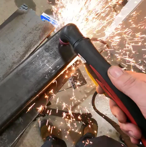 Choosing the Right Plasma Cutter